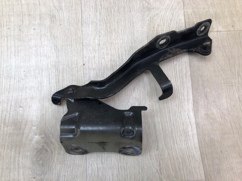 Петля капота левая QX60/JX35 12-20 2014 2.5 QR25DER Петля капота левая QX60/JX35 12-20 2014 2.5 QR25DER