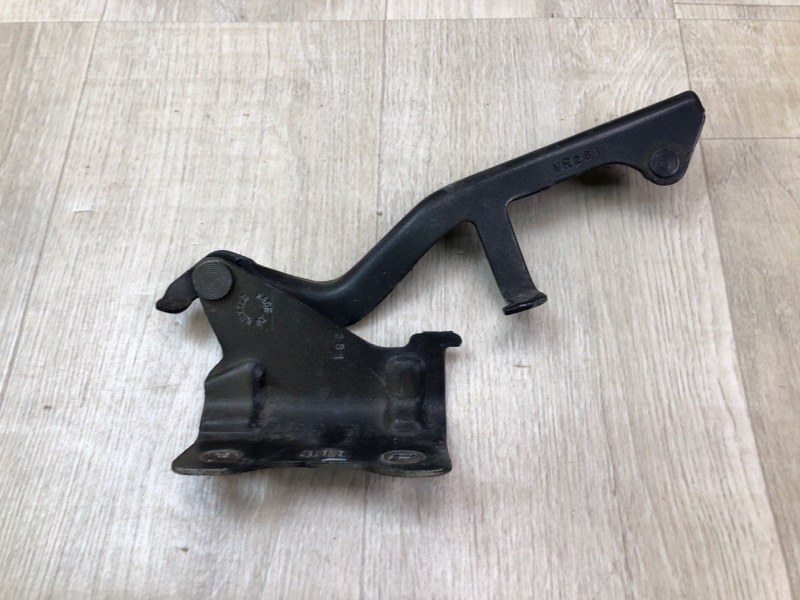 Запчасть петля капота правая INFINITI QX60/JX35 12-20 2014 2.5 QR25DER 654003JA0A Б/У Петля капота правая INFINITI QX60/JX35 12-20 2014 2.5 QR25DER 654003JA0A Б/У