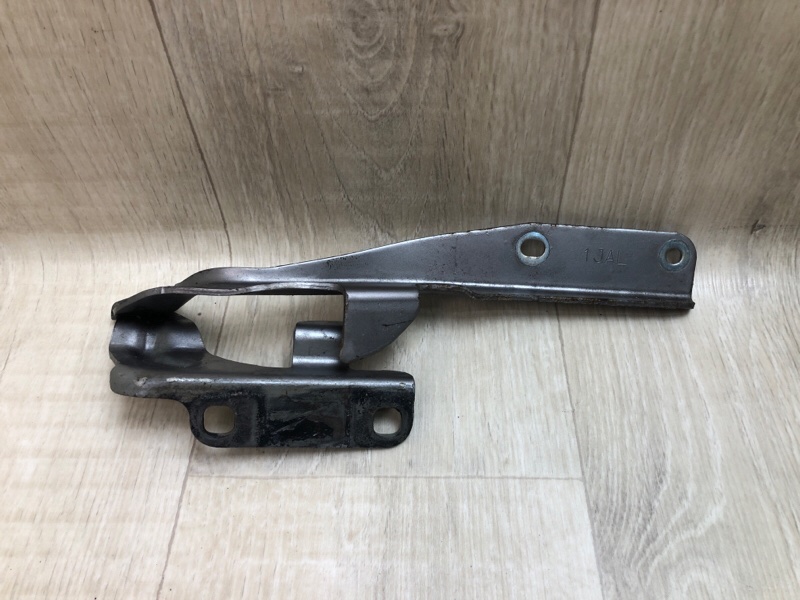 Петля капота левая NISSAN QUEST S 11-17 3.5 VQ35DE Петля капота левая NISSAN QUEST S 11-17 3.5 VQ35DE