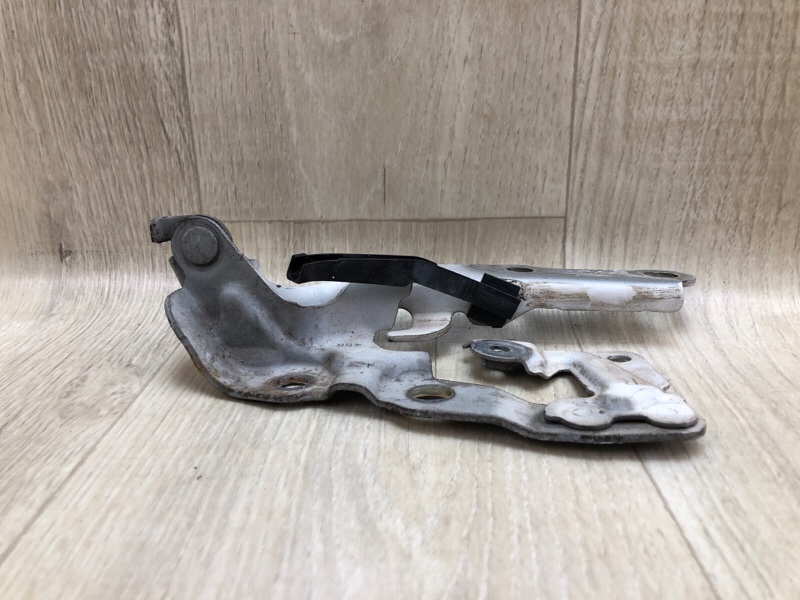 Петля капота правая CAMRY 40 06-11 Петля капота правая CAMRY 40 06-11