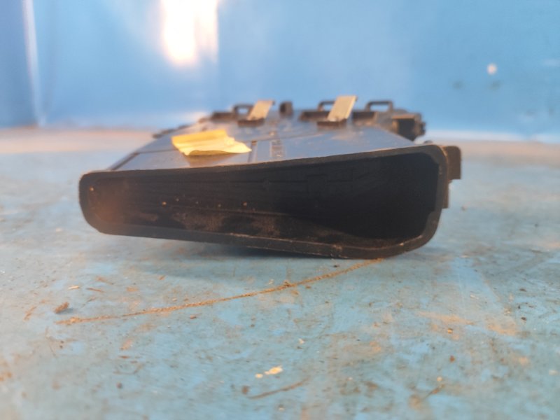 Дефлектор воздушный правый FORD FOCUS 10-18 Дефлектор воздушный правый FORD FOCUS 10-18