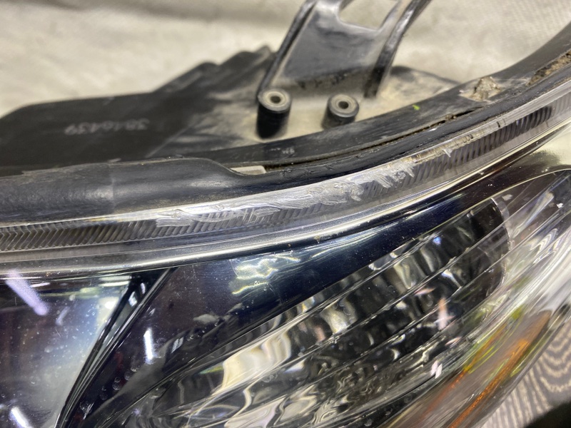 Фара передняя левая RX300/330/350/400 03-09 2009 Внедорожник 3.5 Фара передняя левая RX300/330/350/400 03-09 2009 Внедорожник 3.5