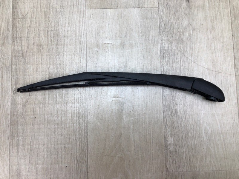 Поводок стеклоочистителя задний VENZA 09-16 2009 3.5 2GR-FE Поводок стеклоочистителя задний VENZA 09-16 2009 3.5 2GR-FE