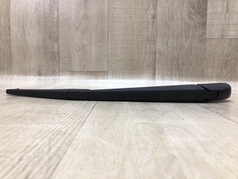 Поводок стеклоочистителя задний TOYOTA VENZA 09-16 3.5 2GR-FE Поводок стеклоочистителя задний TOYOTA VENZA 09-16 3.5 2GR-FE