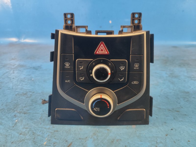 Запчасть блок управления печкой HYUNDAI ELANTRA MD 10-15 2014 1.8 G4NB 972503XCC0GU Б/У Блок управления печкой HYUNDAI ELANTRA MD 10-15 2014 1.8 G4NB 972503XCC0GU Б/У