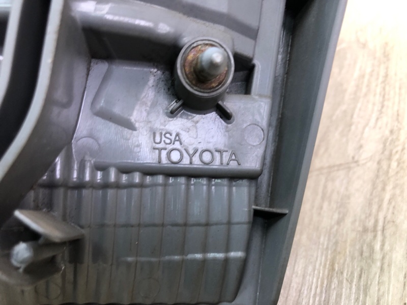 Фонарь внутренний левый VENZA 09-16 2009 3.5 2GR-FE Фонарь внутренний левый VENZA 09-16 2009 3.5 2GR-FE