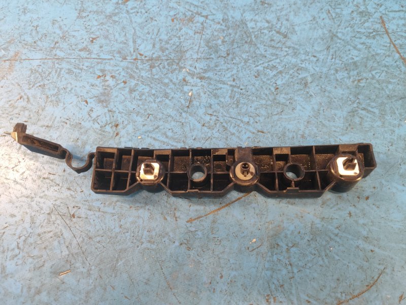 Кронштейн заднего бампера правый INFINITI QX50 18- 2.0 KR20DDET Кронштейн заднего бампера правый INFINITI QX50 18- 2.0 KR20DDET