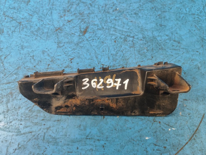 Запчасть кронштейн заднего бампера левый SUZUKI KIZASHI 09-14 2011 J24B 71824-57L00 Б/У Кронштейн заднего бампера левый SUZUKI KIZASHI 09-14 2011 J24B 71824-57L00 Б/У