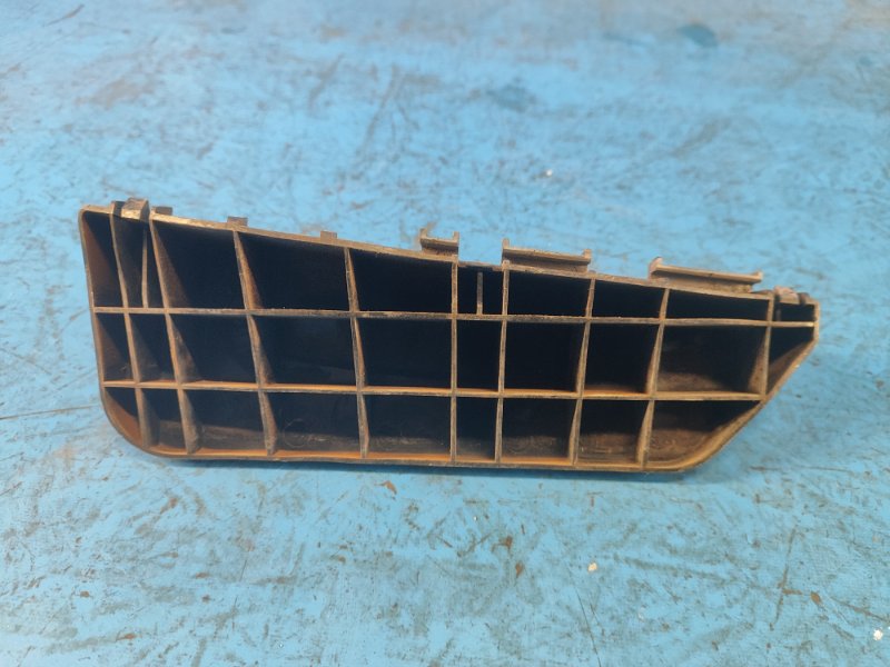 Кронштейн заднего бампера левый KIZASHI 09-14 2011 J24B Кронштейн заднего бампера левый KIZASHI 09-14 2011 J24B