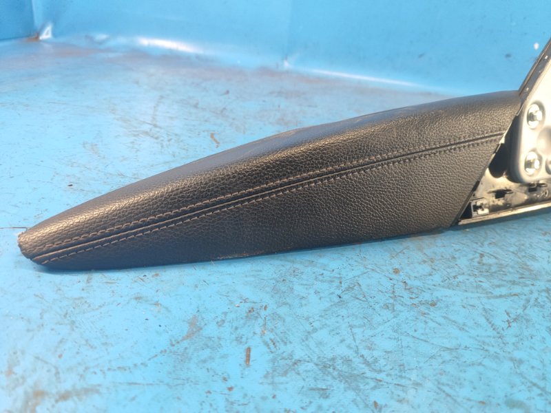 Блок управления стеклоподъемниками передний левый VELOSTER 11-18 2013 1.6 G4FD Блок управления стеклоподъемниками передний левый VELOSTER 11-18 2013 1.6 G4FD