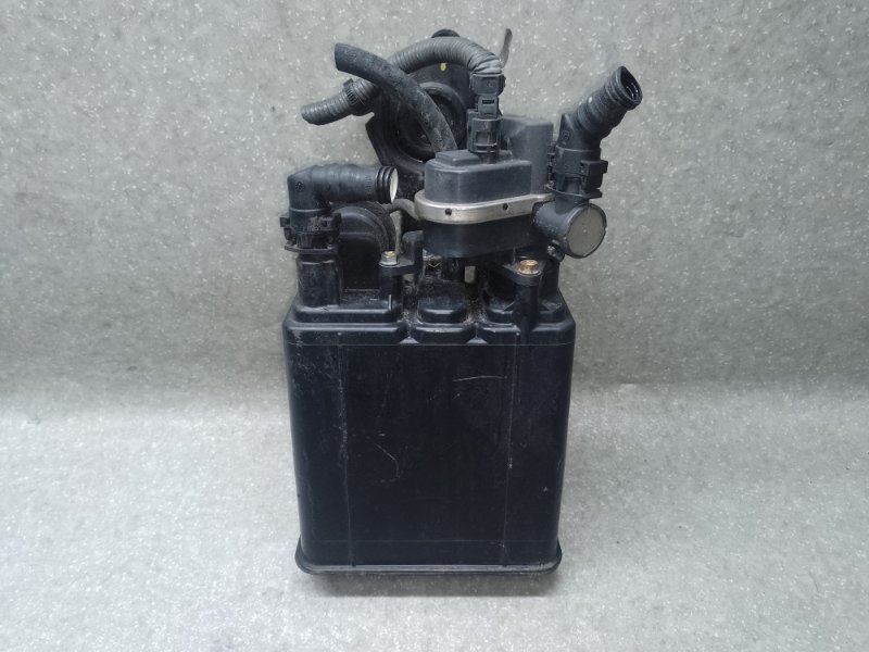 Запчасть абсорбер топливный TOYOTA CAMRY 40 06-11 2010 2.5 2ARFE 7774007020 Б/У Абсорбер топливный TOYOTA CAMRY 40 06-11 2010 2.5 2ARFE 7774007020 Б/У