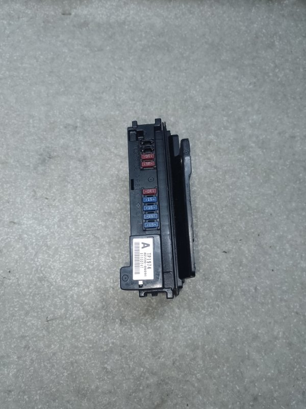 Блок предохранителей моторный отсек TOYOTA CAMRY 40 06-11 2.5 2ARFE Блок предохранителей моторный отсек TOYOTA CAMRY 40 06-11 2.5 2ARFE