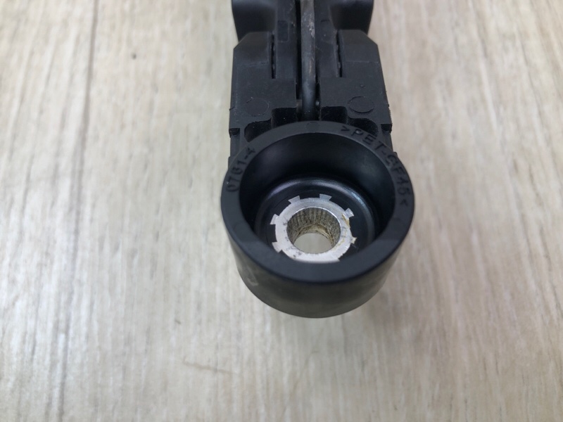 Поводок стеклоочистителя задний TUCSON TL 15-20 2018 2.0 G4NC Поводок стеклоочистителя задний TUCSON TL 15-20 2018 2.0 G4NC