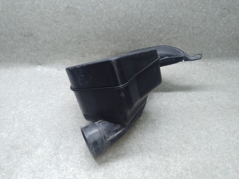 Воздухозаборник TOYOTA CAMRY 40 06-11 2.5 2ARFE