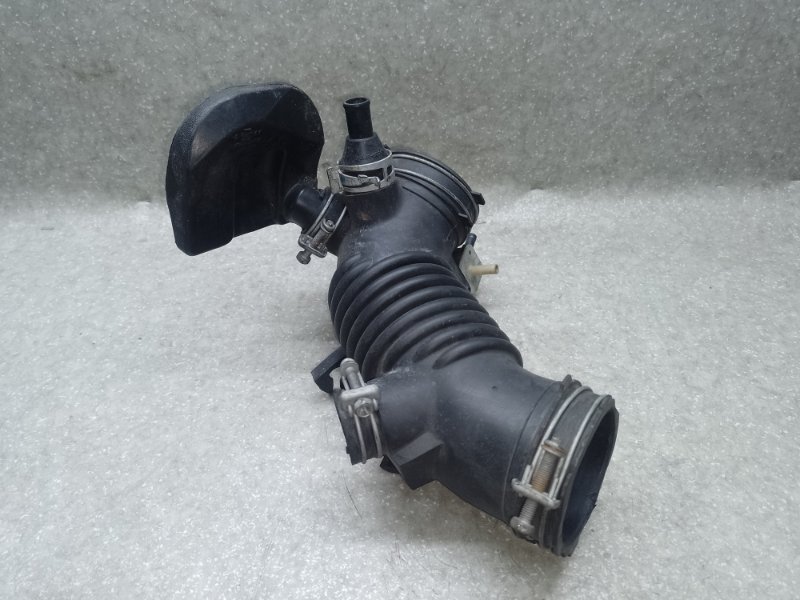 Патрубок воздушного фильтра TOYOTA CAMRY 40 06-11 2.5 2ARFE