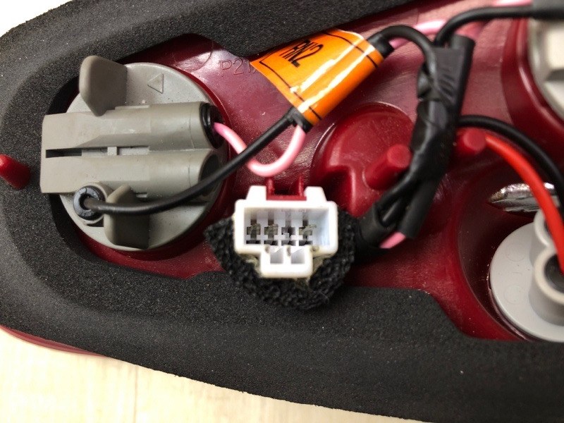 Фонарь внутренний левый TUCSON TL 15-20 2018 2.0 G4NC Фонарь внутренний левый TUCSON TL 15-20 2018 2.0 G4NC