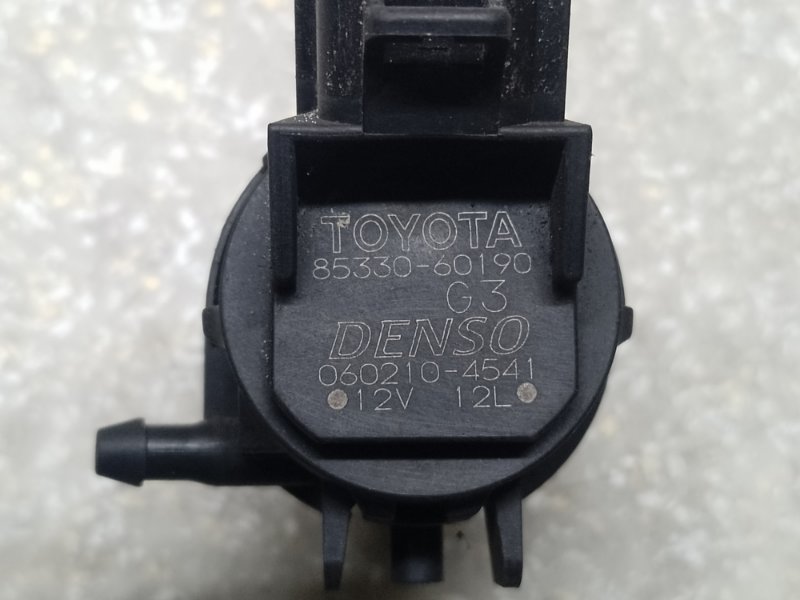 Насос омывателя стекла передний TOYOTA CAMRY 40 06-11 2.5 2ARFE Насос омывателя стекла передний TOYOTA CAMRY 40 06-11 2.5 2ARFE