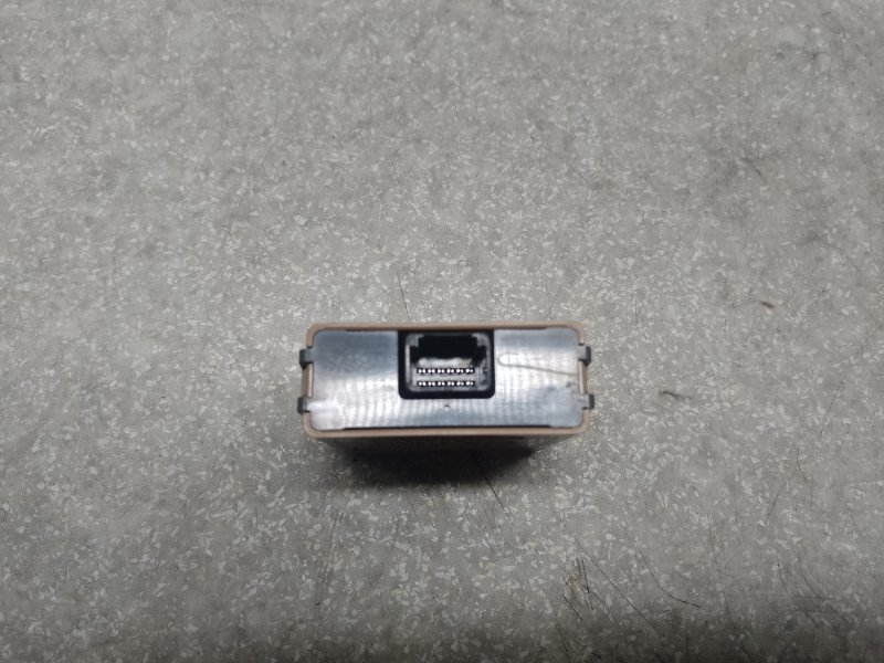 Блок электронный TOYOTA CAMRY 40 06-11 2.5 2ARFE Блок электронный TOYOTA CAMRY 40 06-11 2.5 2ARFE