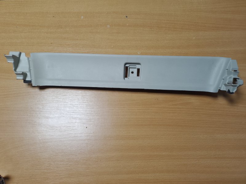 Накладка на стойку кузова правая QX60/JX35 12-20