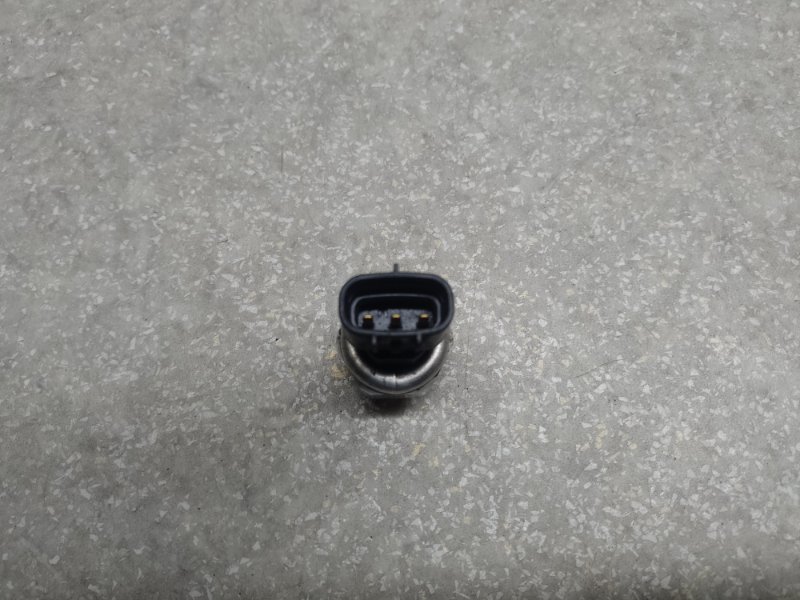 Датчик давления кондиционера CAMRY 40 06-11 2010 2.5 2ARFE Датчик давления кондиционера CAMRY 40 06-11 2010 2.5 2ARFE