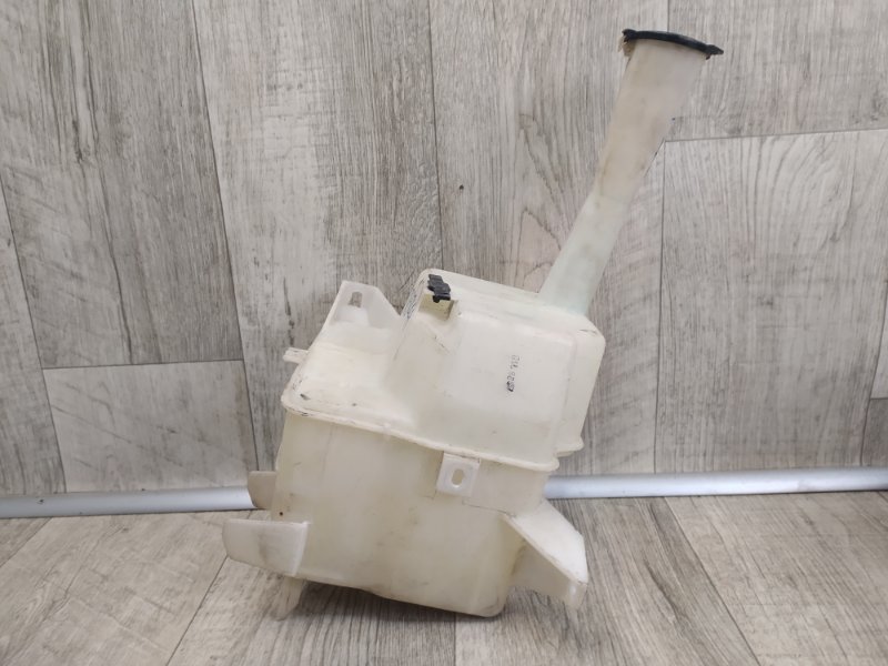 Бачок омывателя SIENNA 11-16 2014 3.5 2GR-FE