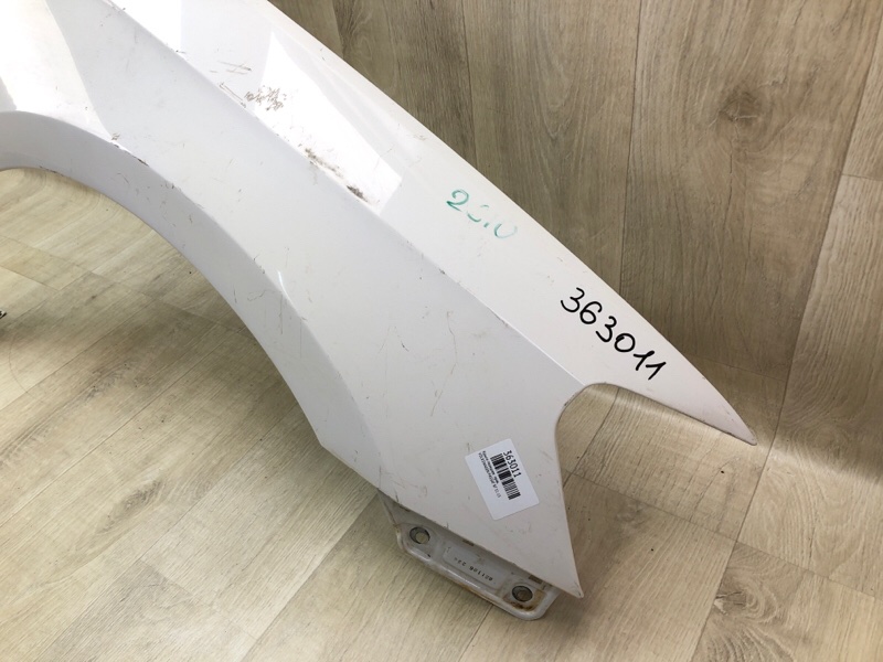 Крыло переднее правое PASSAT B7 11-15 2014 1.8 CPRA Крыло переднее правое PASSAT B7 11-15 2014 1.8 CPRA