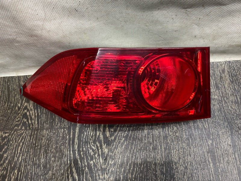 Запчасть фонарь наружный задний левый HONDA ACCORD CL7 / TSX 03-08 33506-SEC-A51 Б/У Фонарь наружный задний левый HONDA ACCORD CL7 / TSX 03-08 33506-SEC-A51 Б/У