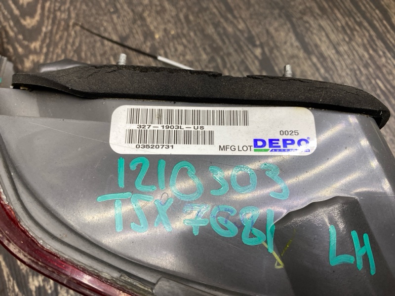 Фонарь наружный задний левый ACCORD CL7 / TSX 03-08 Фонарь наружный задний левый ACCORD CL7 / TSX 03-08