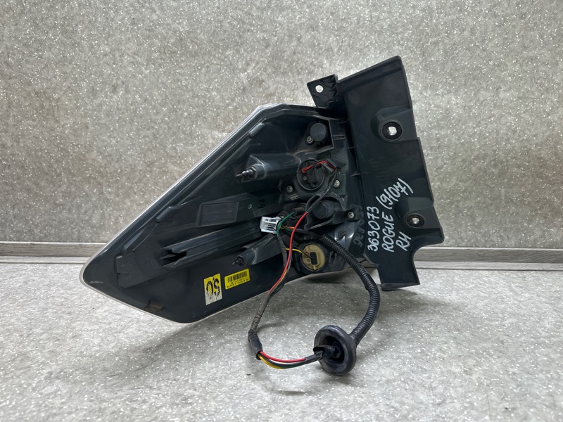 Фонарь наружный правый X-TRAIL/ROGUE T32 13-20 2016 2.5 QR25DE