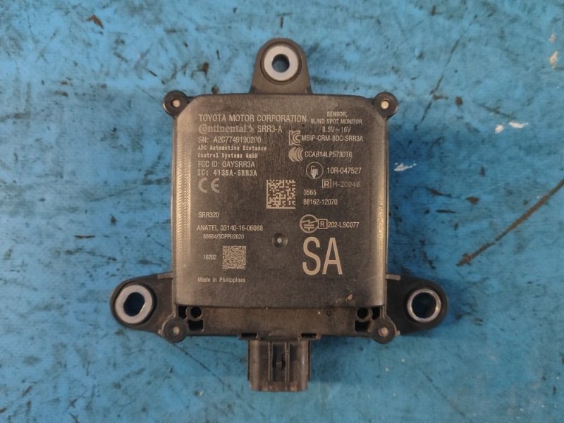 Запчасть датчик слепых зон LEXUS NX 21- 88162-12070 Б/У Датчик слепых зон LEXUS NX 21- 88162-12070 Б/У