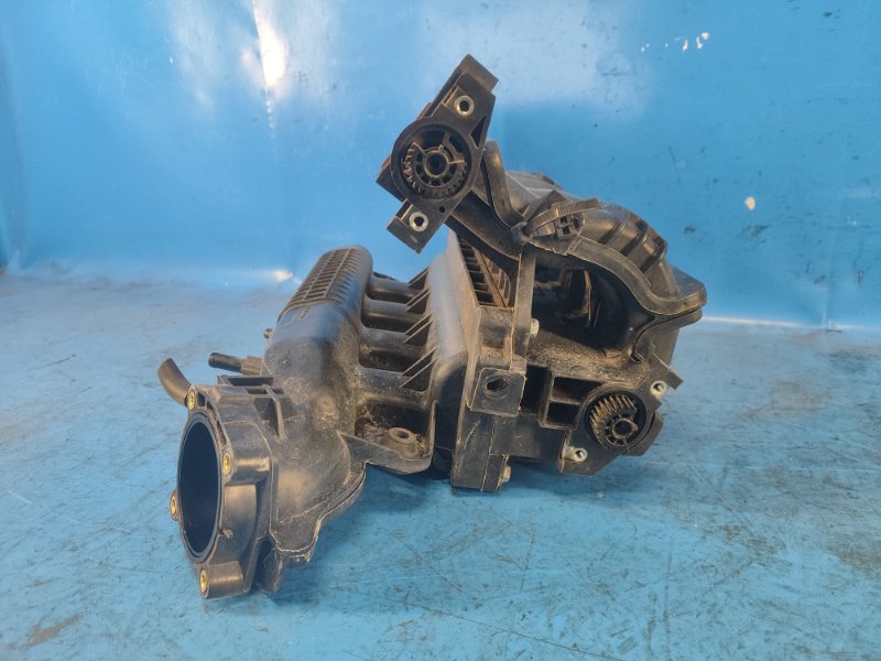 Коллектор впускной SENTRA B17 12-21 Коллектор впускной SENTRA B17 12-21