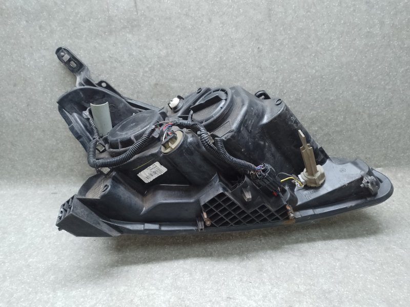 Фара левая NISSAN SENTRA B17 12-21 1.8 MRA8DE Фара левая NISSAN SENTRA B17 12-21 1.8 MRA8DE