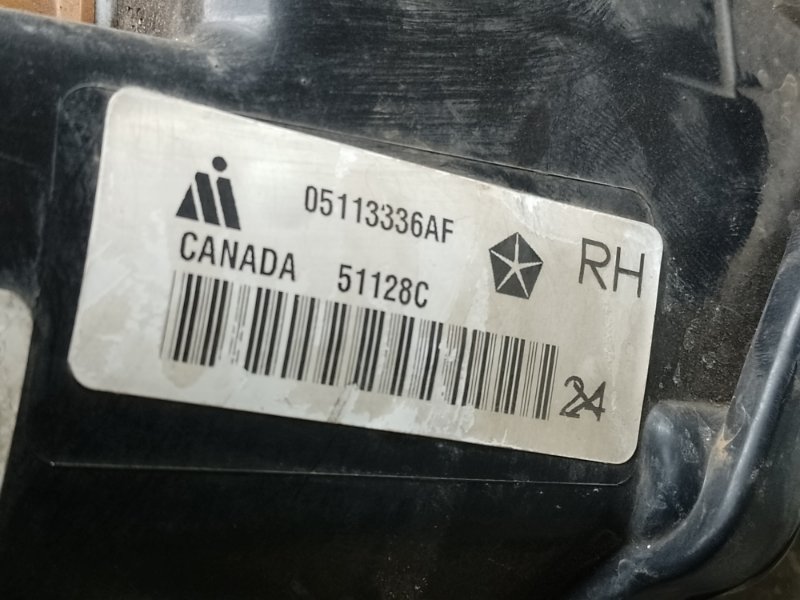 Фара правая TOWN &amp; COUNTRY (RT) 2015 3.6 V6 ERB