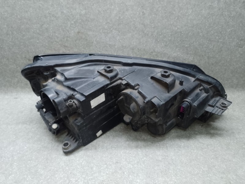 Фара левая PASSAT B7 11-15 2014 1.8 CPRA