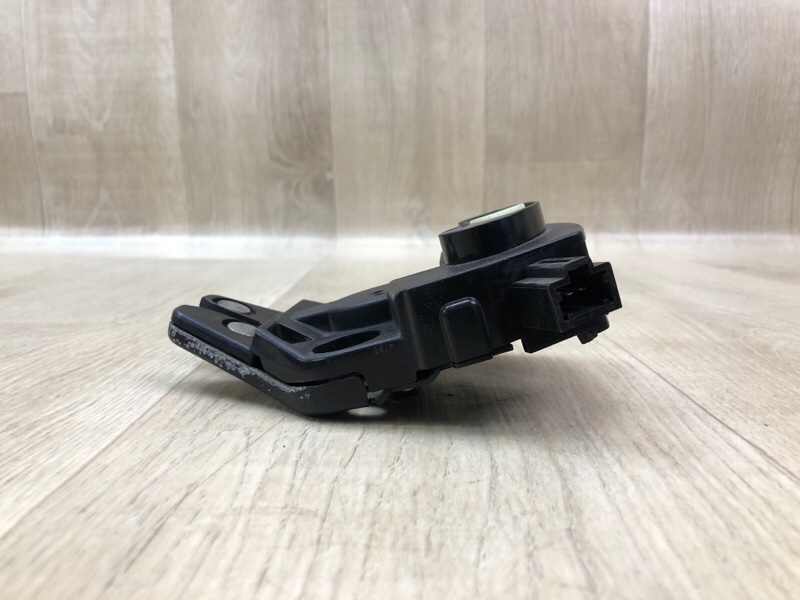 Замок крышки багажника TLX 14-17 Седан