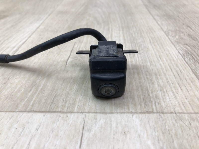 Камера заднего вида HYUNDAI SONATA YF 10-14 Седан 2.0 Камера заднего вида HYUNDAI SONATA YF 10-14 Седан 2.0