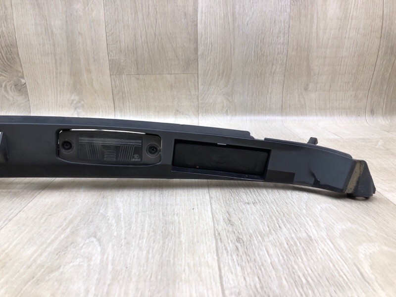 Панель подсветки номера HYUNDAI SONATA YF 10-14 Седан 2.0 Панель подсветки номера HYUNDAI SONATA YF 10-14 Седан 2.0