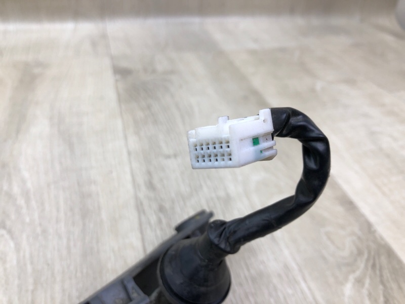 Панель подсветки номера SONATA YF 10-14 Седан 2.0 Панель подсветки номера SONATA YF 10-14 Седан 2.0