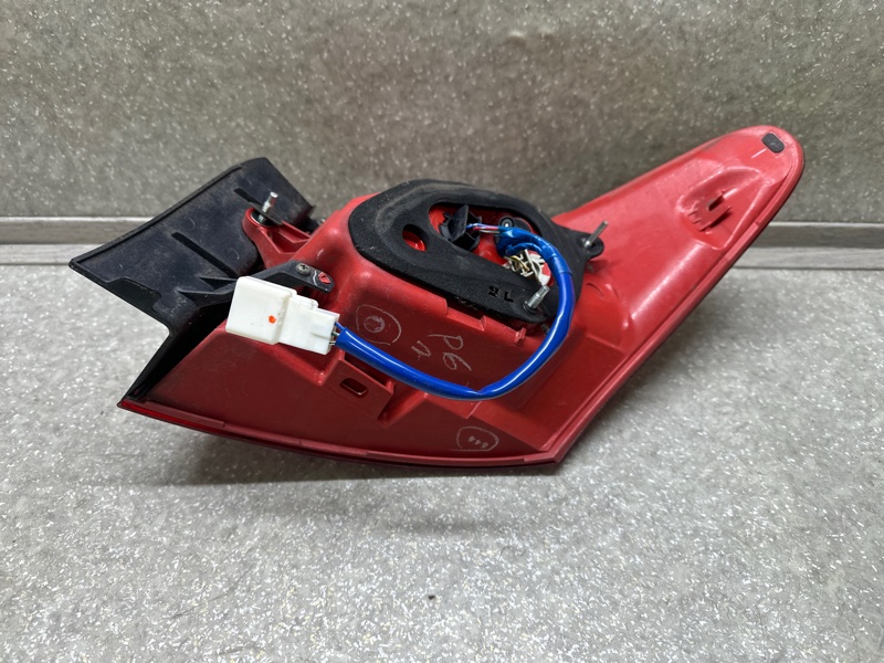 Фонарь наружный левый ES350 06-12 2007 3.5 2GR-FE Фонарь наружный левый ES350 06-12 2007 3.5 2GR-FE