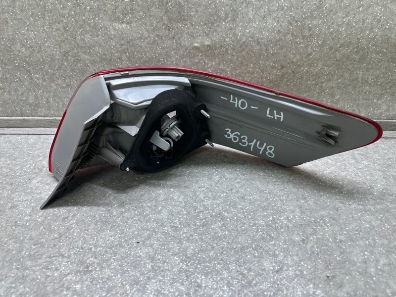 Фонарь наружный левый CAMRY 40 06-11