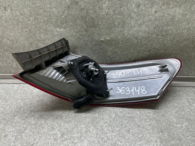 Фонарь наружный левый CAMRY 40 06-11