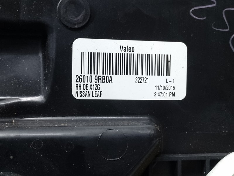 Фара правая LEAF 10-17 EM61