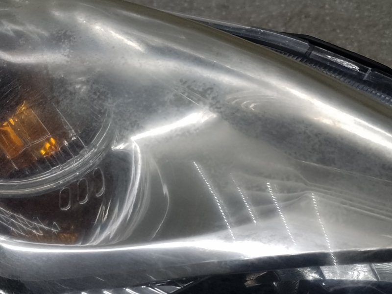 Фара правая LEAF 10-17 EM61