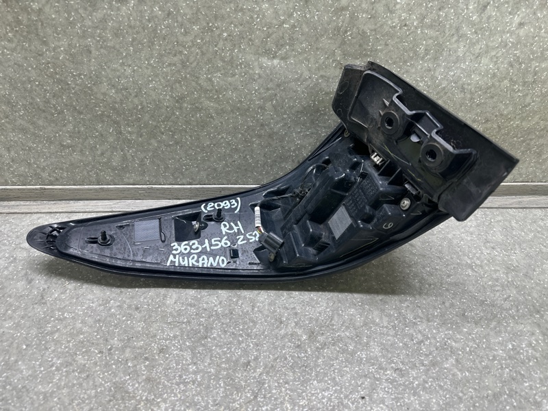 Фонарь наружный правый MURANO Z52 14- 2020 3.5 VQ35DE