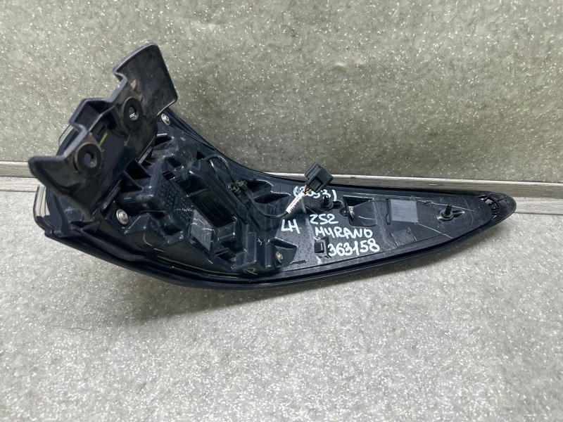 Фонарь наружный левый MURANO Z52 14- 2020 3.5 VQ35DE