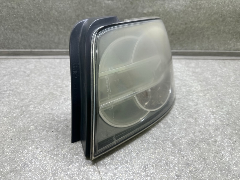 Фонарь наружный правый CX-7 06-12 2011 2.5 L (L5-VE) Фонарь наружный правый CX-7 06-12 2011 2.5 L (L5-VE)