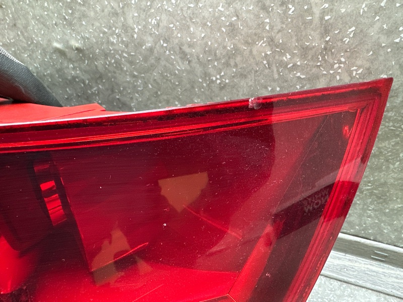 Фонарь наружный правый Q7 05-15 2008 3.6 V6 BHK