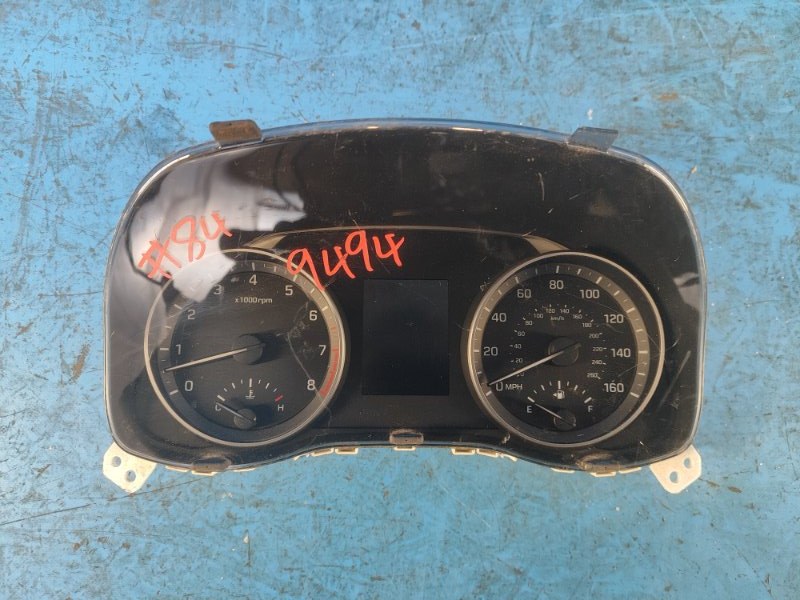 Запчасть панель приборов HYUNDAI ELANTRA AD 16- 2016 2.0 G4NH 94011-F3011 Б/У Панель приборов HYUNDAI ELANTRA AD 16- 2016 2.0 G4NH 94011-F3011 Б/У