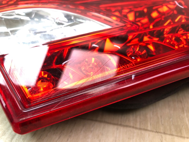 Фонарь внутренний левый SENTRA B17 12-21 Седан Фонарь внутренний левый SENTRA B17 12-21 Седан