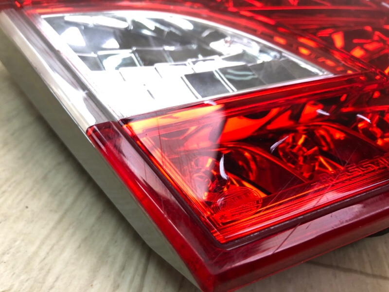 Фонарь внутренний левый SENTRA B17 12-21 Седан Фонарь внутренний левый SENTRA B17 12-21 Седан